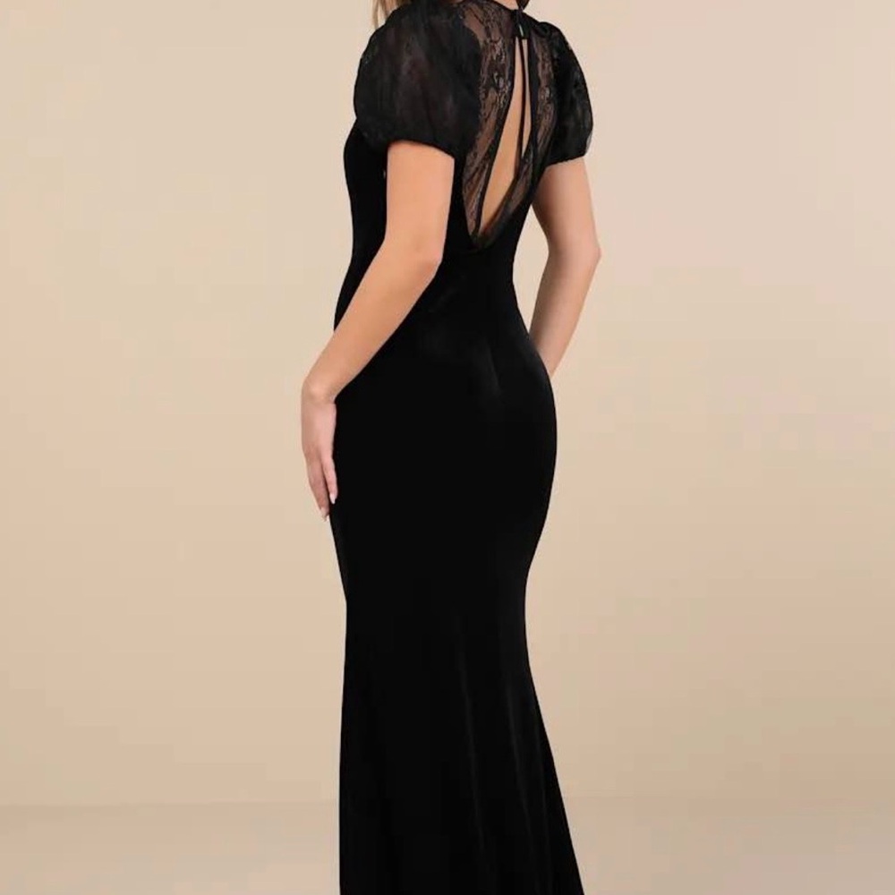 Lulu's Black Backless Lace Dress